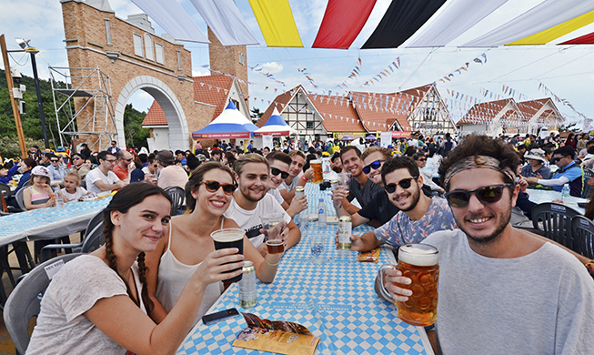 Prost!, at Namhae German Village