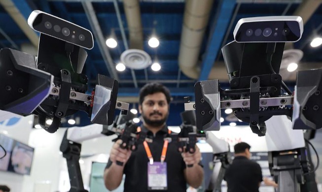 Smart Tech Korea in Seoul features AI, robotics