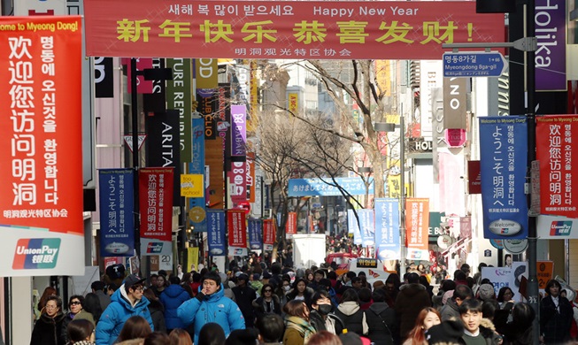 Tourists to get more tax back for shopping in Korea