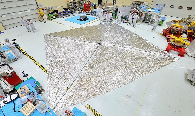 New solar sail can propel spacecraft without power source