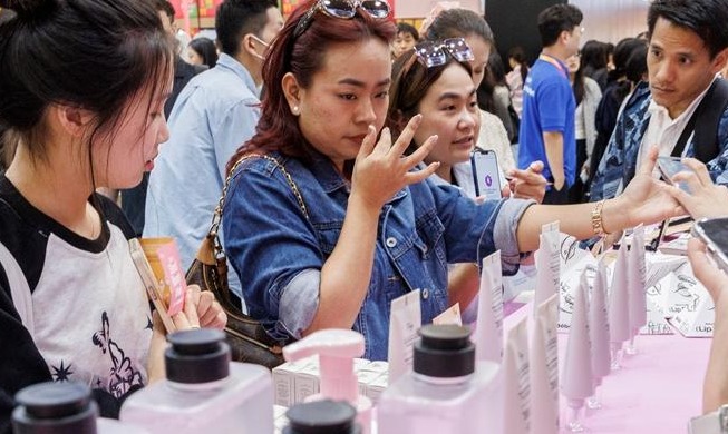 Cosmetics exports hit record USD 7.4B in year's first 3 quarters